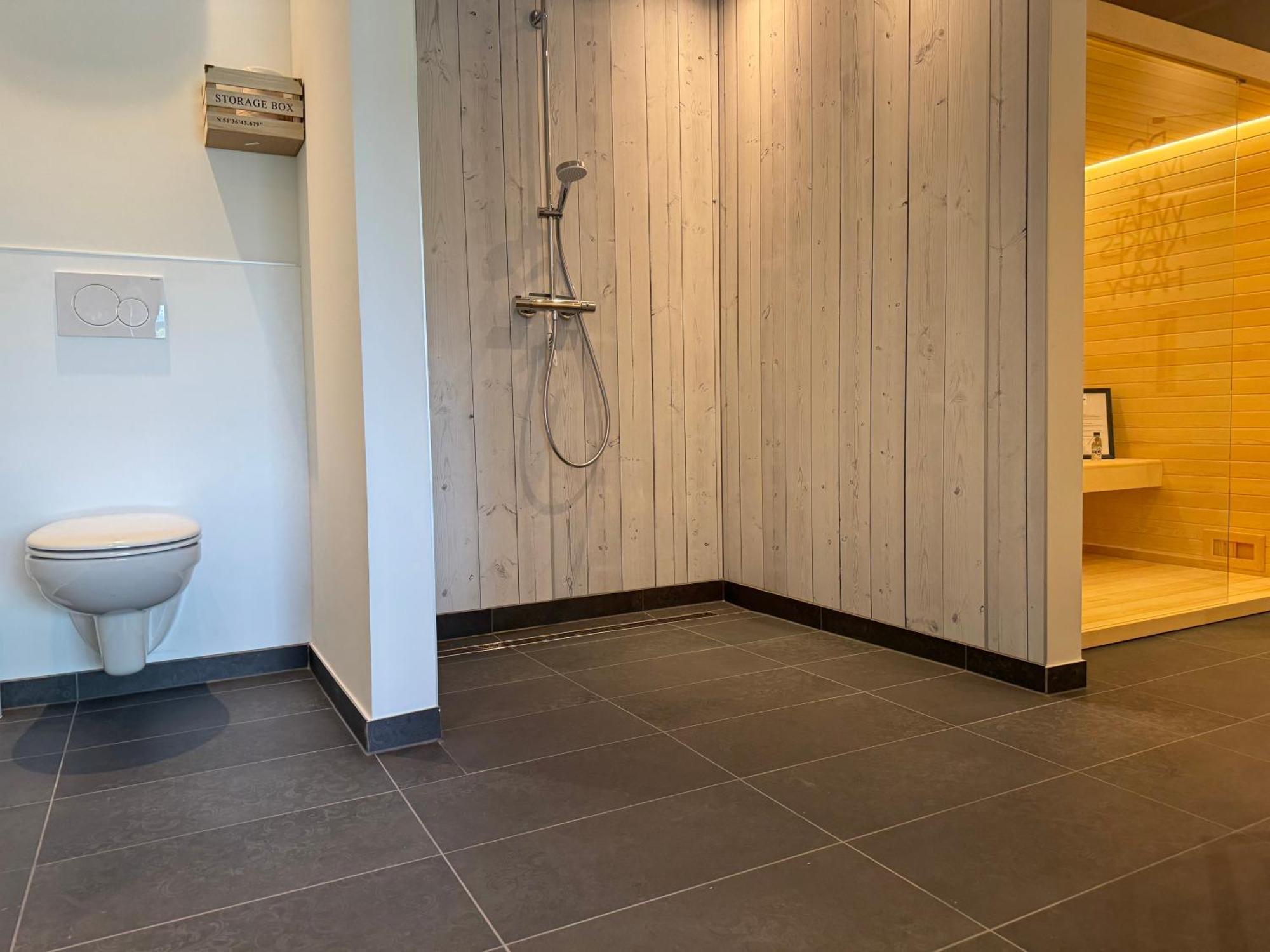 Ommi Kese See-Suite Sauna Biggesee โอลเพอ ภายนอก รูปภาพ